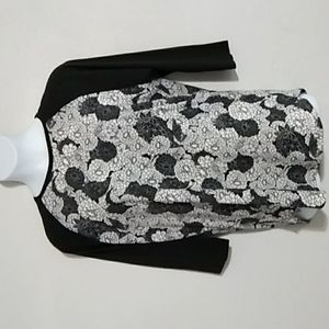 LuLaRoe Randy black white/ black sleeve tee